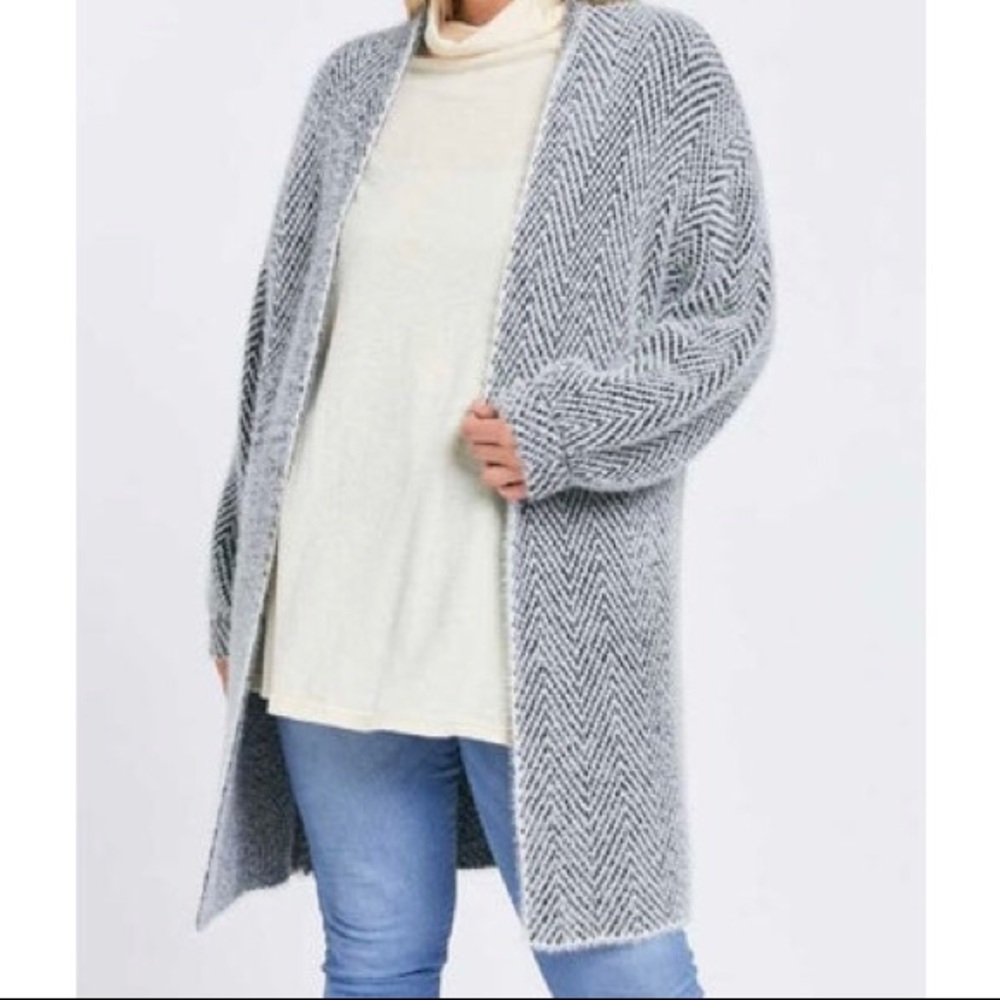 Black And White Long Cardigan - Plus size